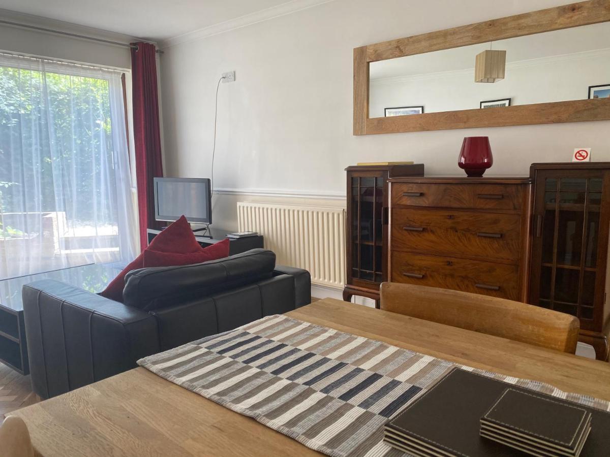 Byways Serviced Apartments Salisbury Luaran gambar